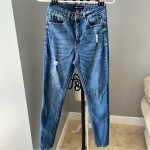 Almost famous size 5, distressed skinny jeans